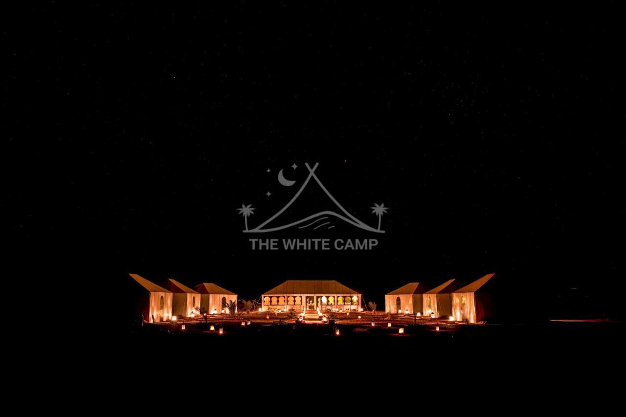 The White Camp - Your Merzouga Luxury Desert Camp & Erg Chebbi Dunes Camel Riding المظهر الخارجي الصورة