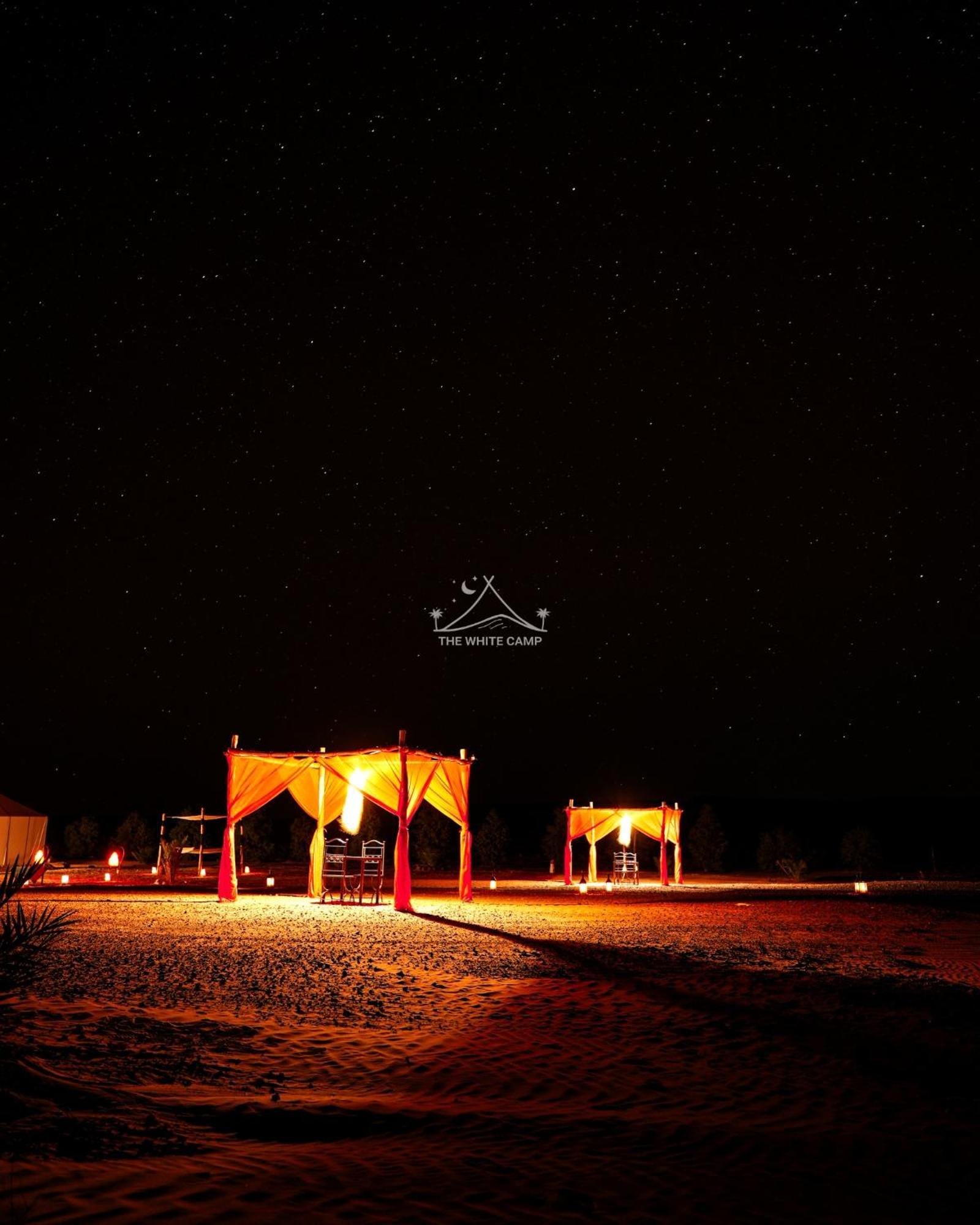 The White Camp - Your Merzouga Luxury Desert Camp & Erg Chebbi Dunes Camel Riding المظهر الخارجي الصورة